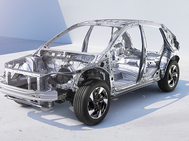 Kuvitus Subaru Crosstrekin turvakorista, joka havainnollistaa rakenteen parantamaa törmäysturvallisuutta.