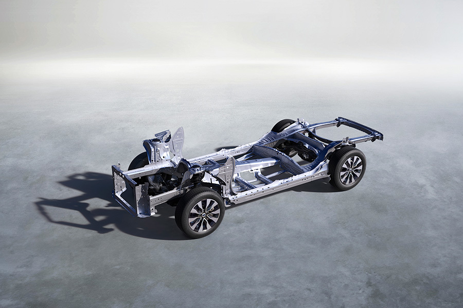 Subaru Outback – esittelee pohjalevyn, suojarakenteet ja voimansiirtokomponentit.